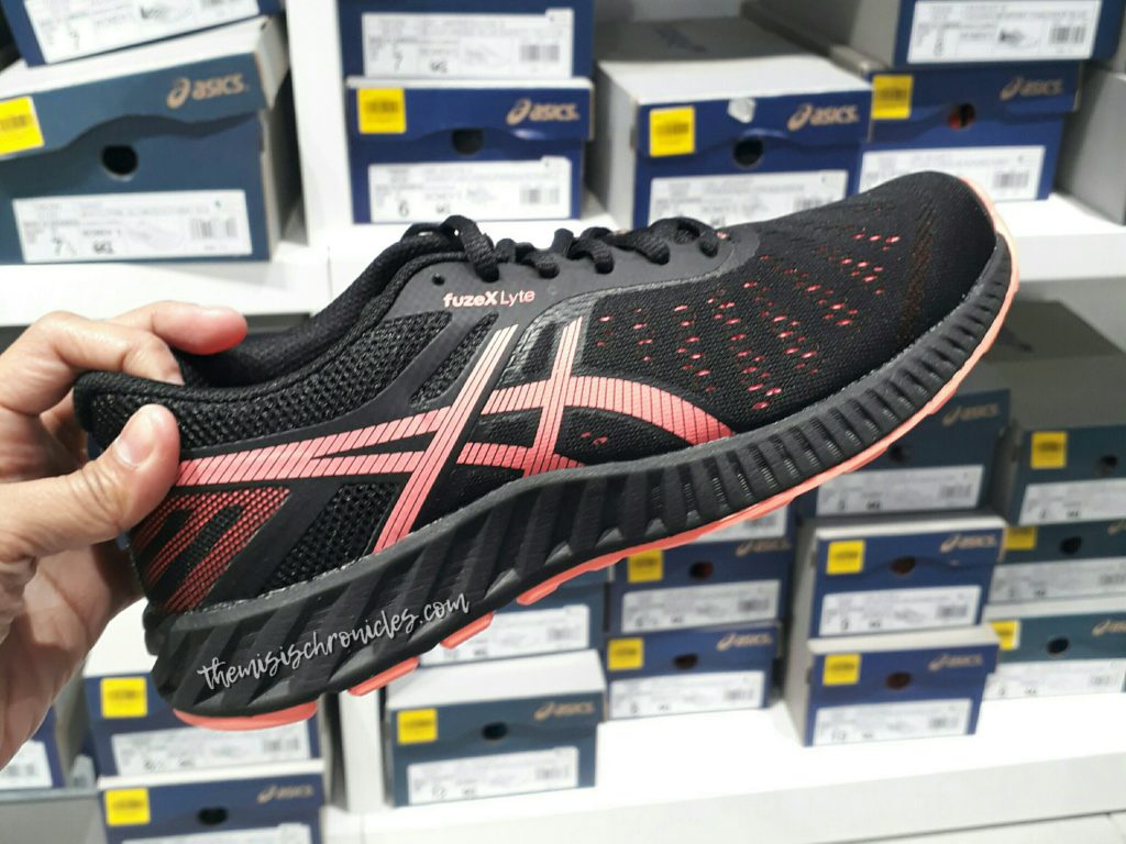 asics outlet store in acienda