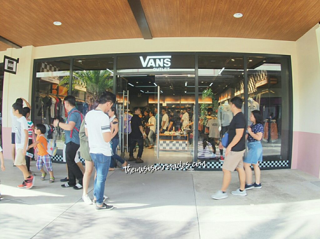 Vans outlet store acienda